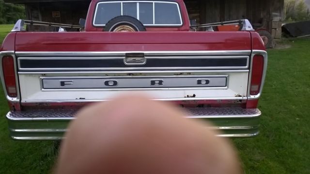 1977 two tone red &'white Ford F-150 pick up