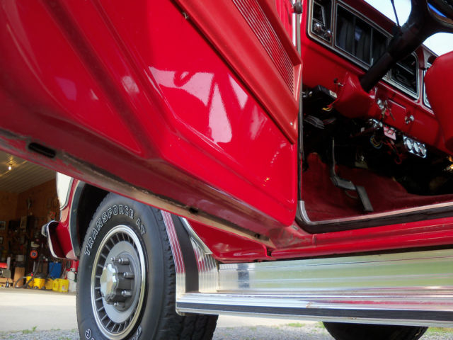 1977 Red Ford F-250 Extended Cab Pickup
