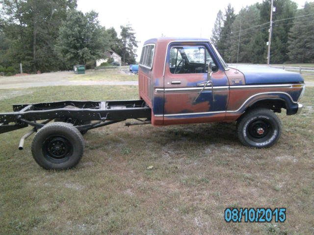 1977 Blue Ford F-250
