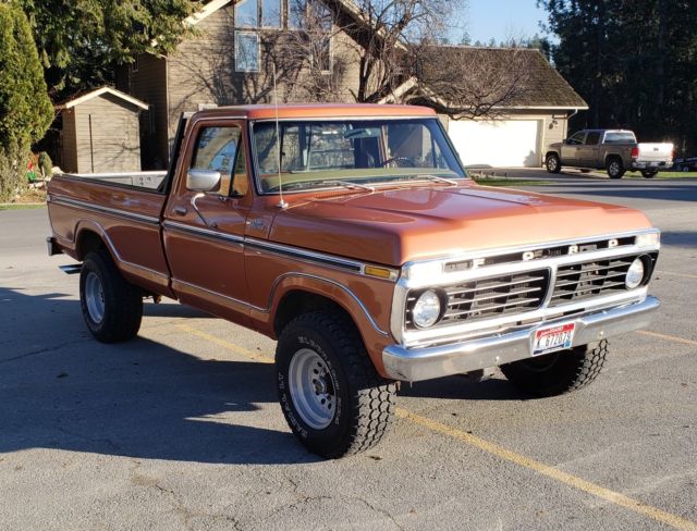 1977 Orange Ford F-250