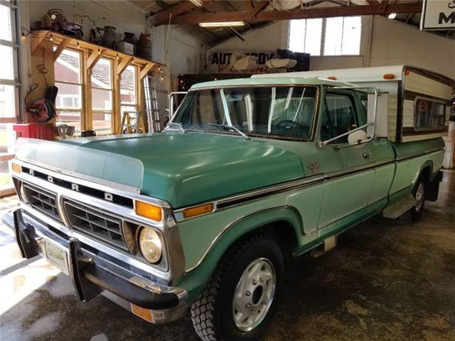 1977 Green Ford F-250 Pickup Truck
