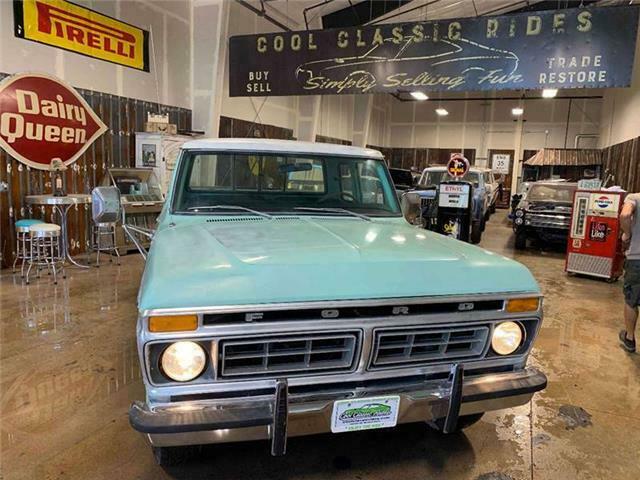 1977 Green Ford F-250 Pickup Truck