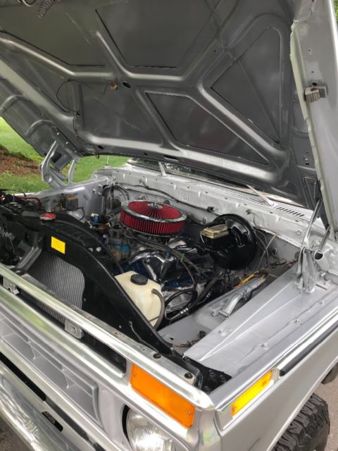 1977 Silver Ford F-250 Standard Cab Pickup