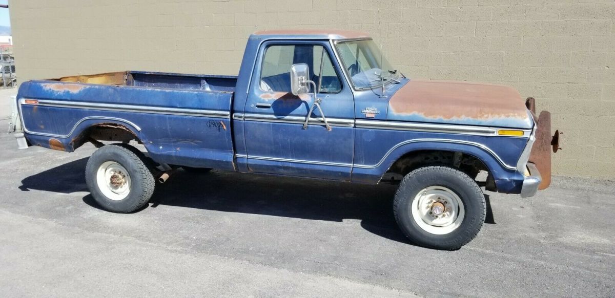 1977 Blue Ford F-250