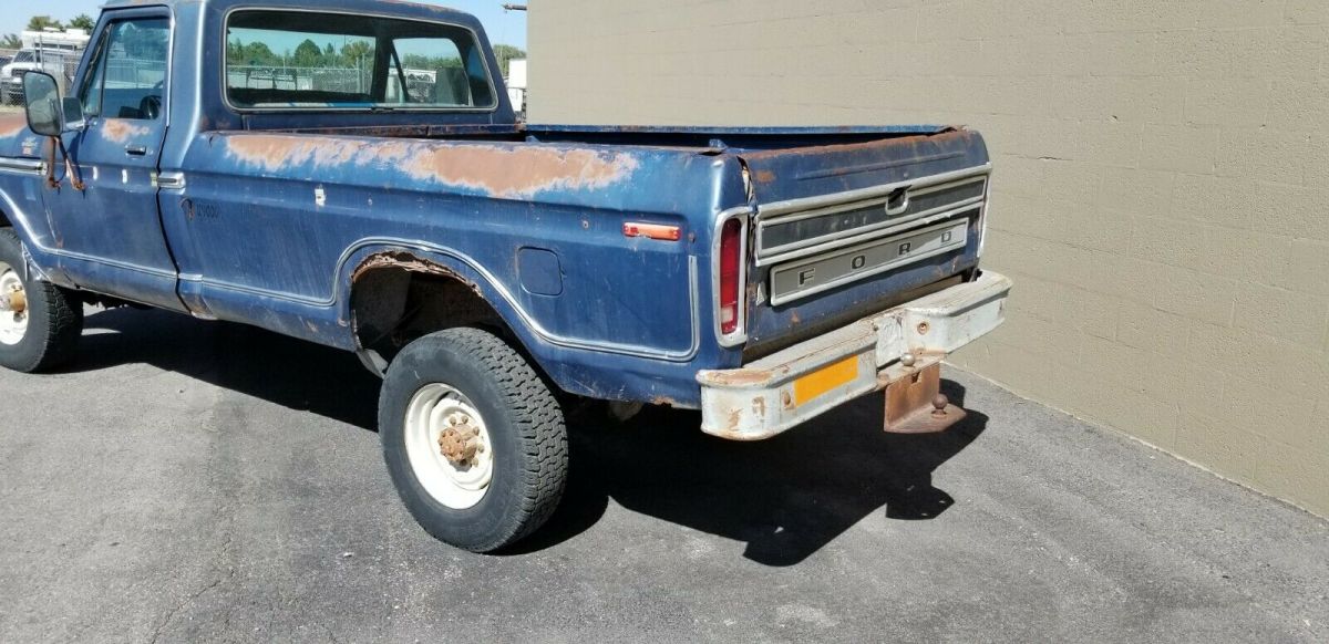 1977 Blue Ford F-250