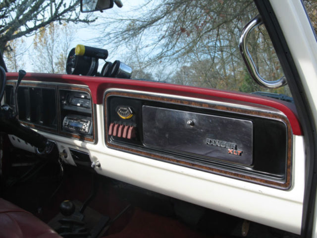 1977 Ford F-250 Standard Cab Pickup
