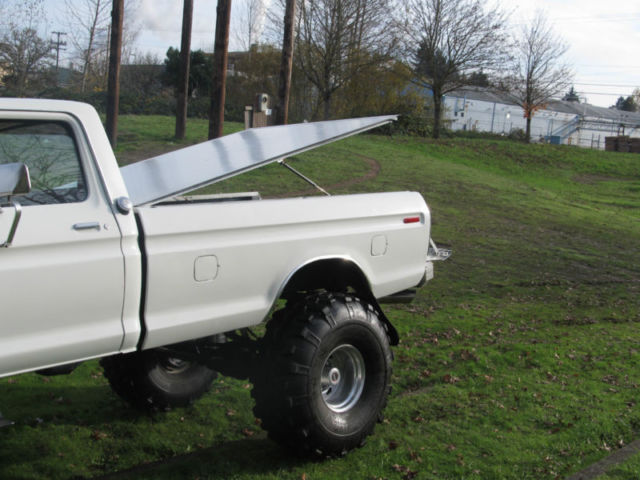 1977 Ford F-250 Standard Cab Pickup