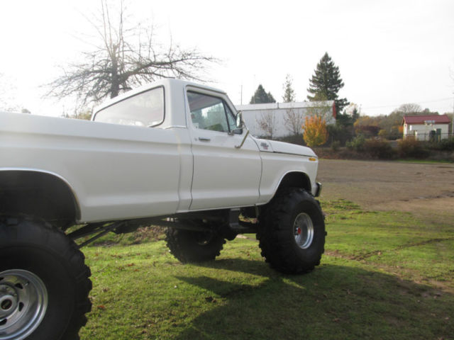 1977 Ford F-250 Standard Cab Pickup