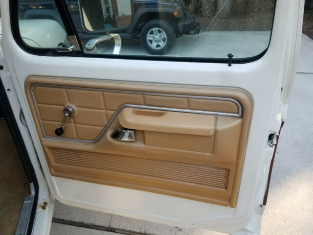 1977 Ford F-250 Standard Cab Pickup