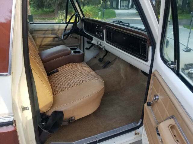 1977 Ford F-250 Standard Cab Pickup