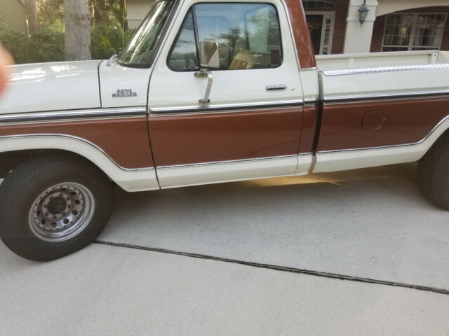 1977 Ford F-250 Standard Cab Pickup