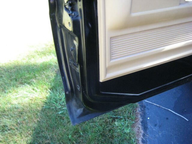 1977 Black Ford F-100