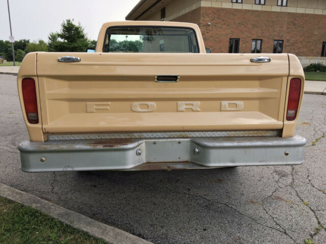 1977 Tan Ford F-150 Standard Cab Pickup