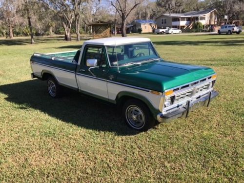 1977 Green Ford F-150 Crew Cab Pickup