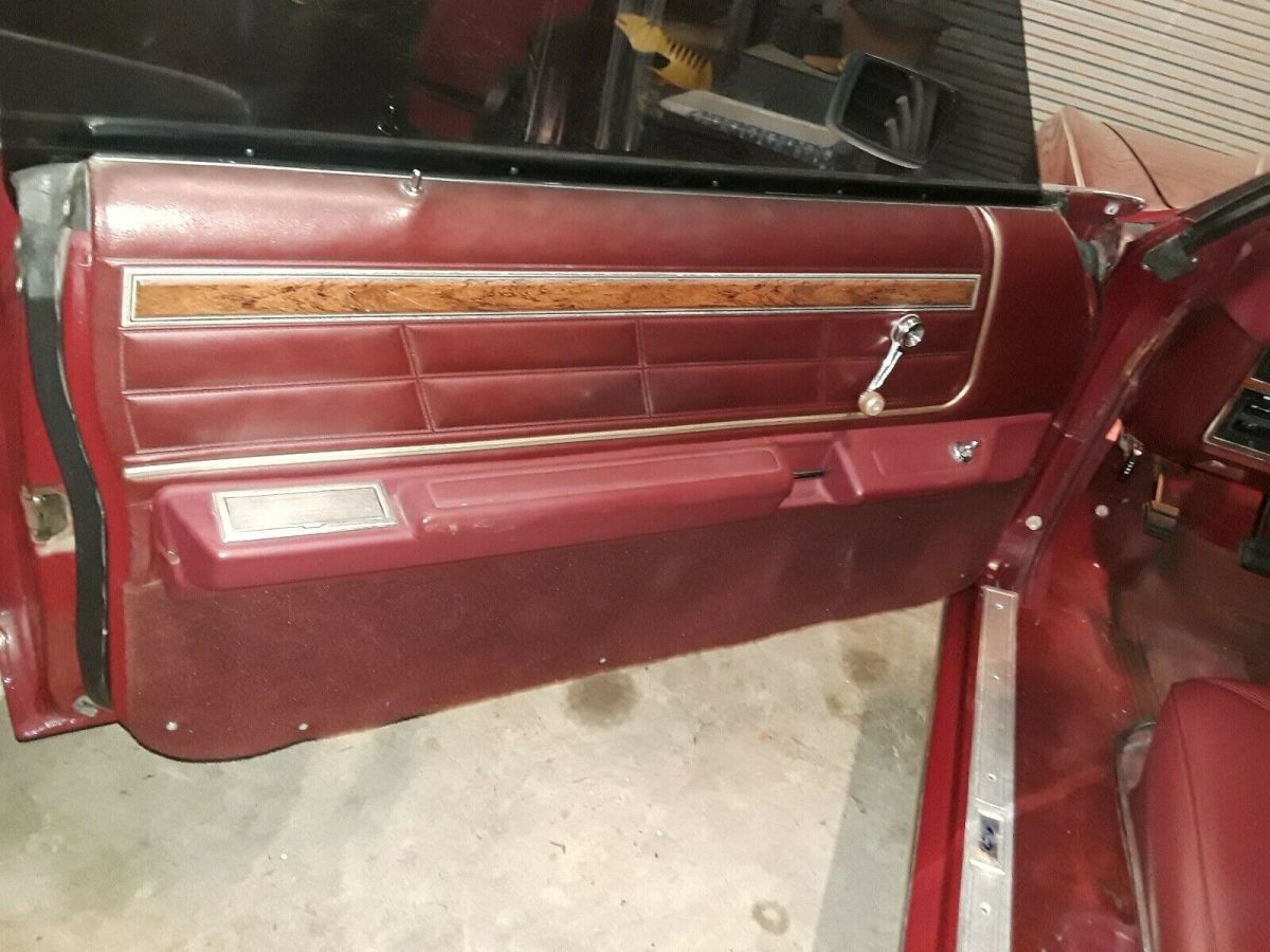 1977 Red Ford LTD