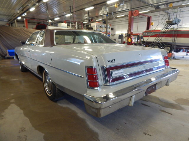 1977 Gray Ford LTD Coupe
