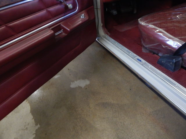 1977 Gray Ford LTD Coupe