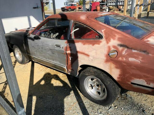1977 Silver Ford Mustang Fastback