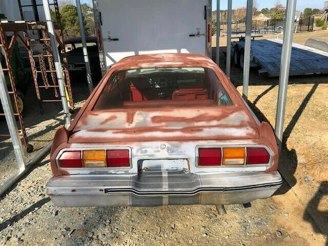 1977 Silver Ford Mustang Fastback