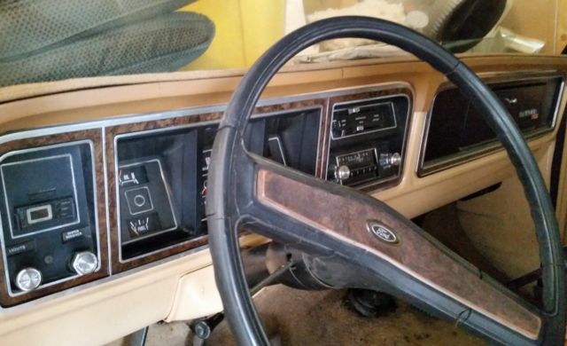 1977 Tan Ford F-150 Standard Cab Pickup
