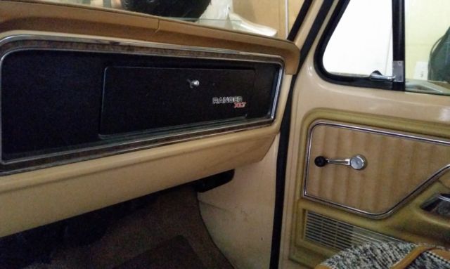 1977 Tan Ford F-150 Standard Cab Pickup