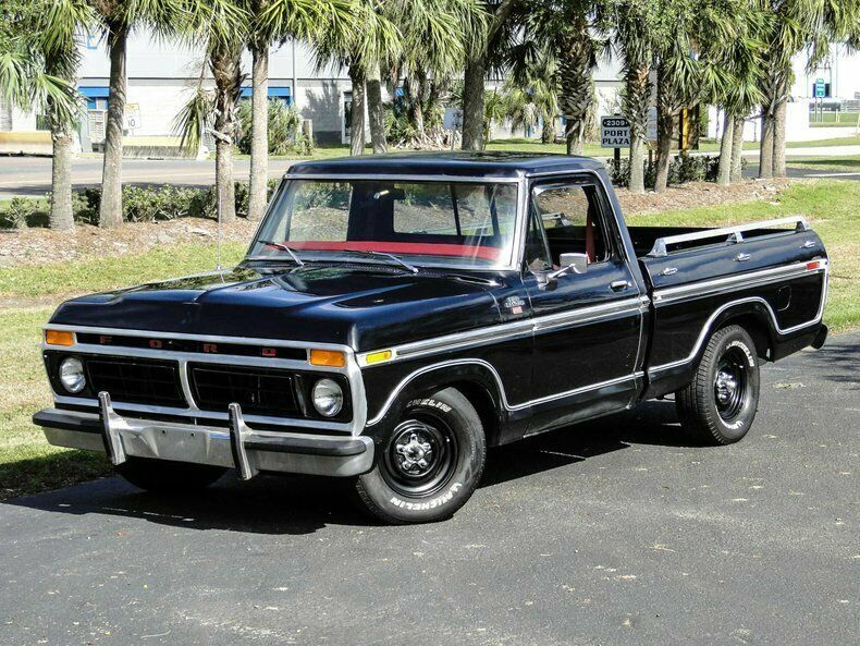 1977 Black Ford F-100 Truck