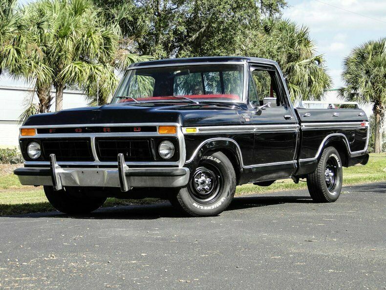 1977 Black Ford F-100 Truck