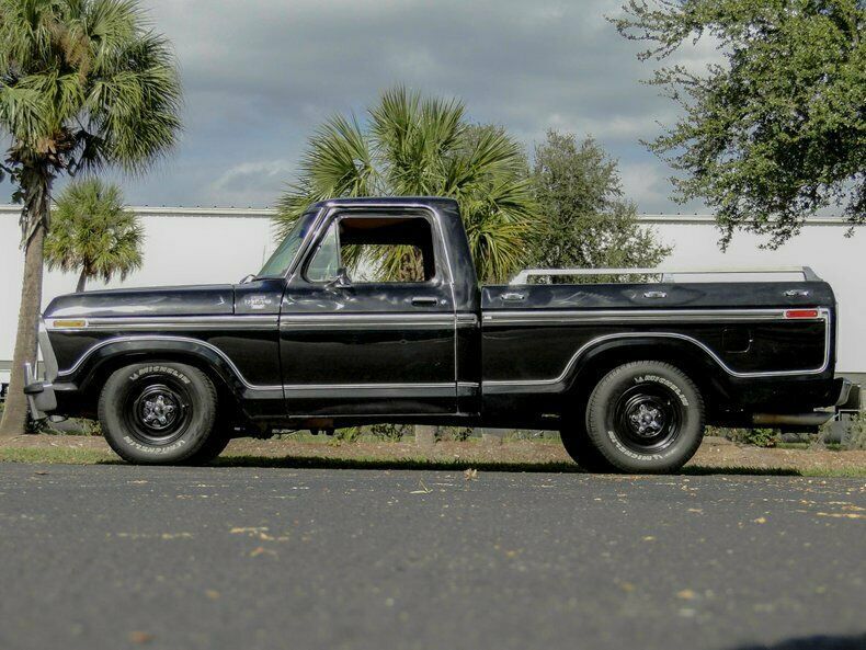 1977 Black Ford F-100 Truck