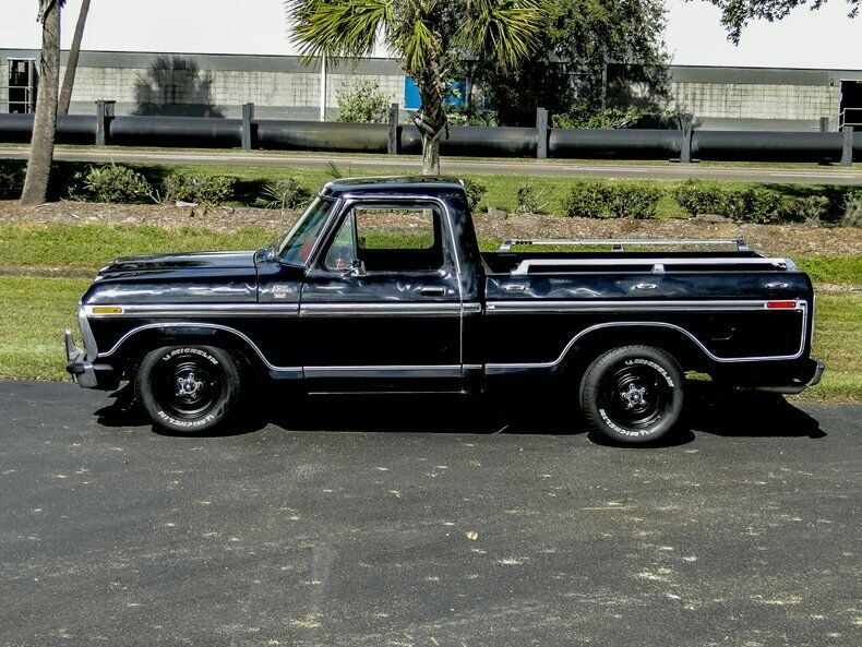 1977 Black Ford F-100 Truck