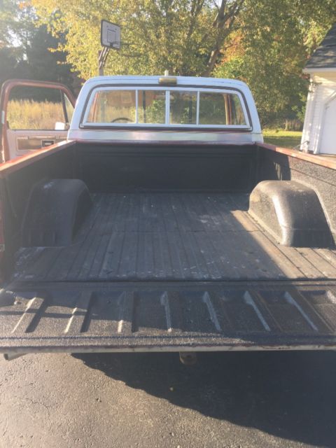 1977 Red Chevrolet C/K Pickup 1500 Standard Cab Pickup