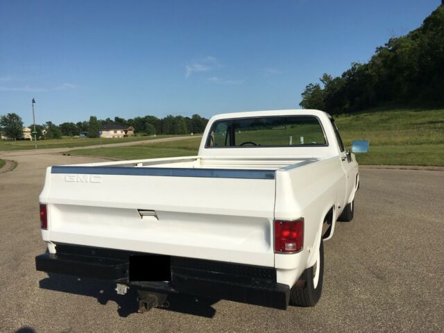 1977 White GMC 1500 Standard Cab Pickup