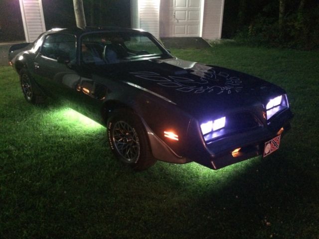 1977 Gray Pontiac Trans Am Coupe