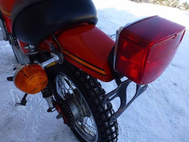 1977 Red Honda XL75 --