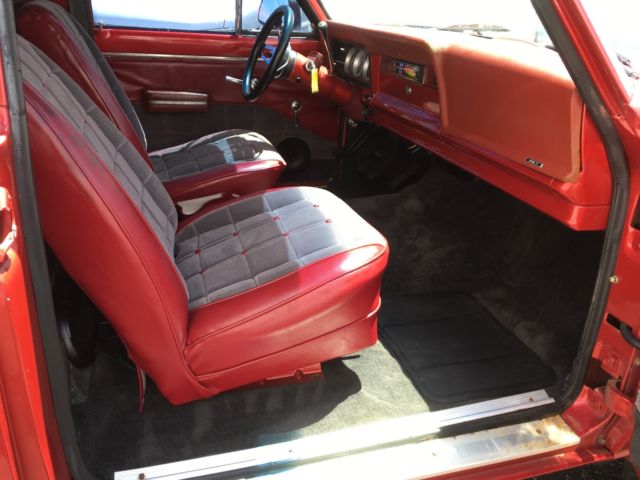 1977 Red AMC J20 PICKUP