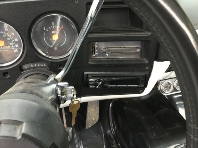 1977 White Chevrolet C/K Pickup 1500 Standard Cab Pickup