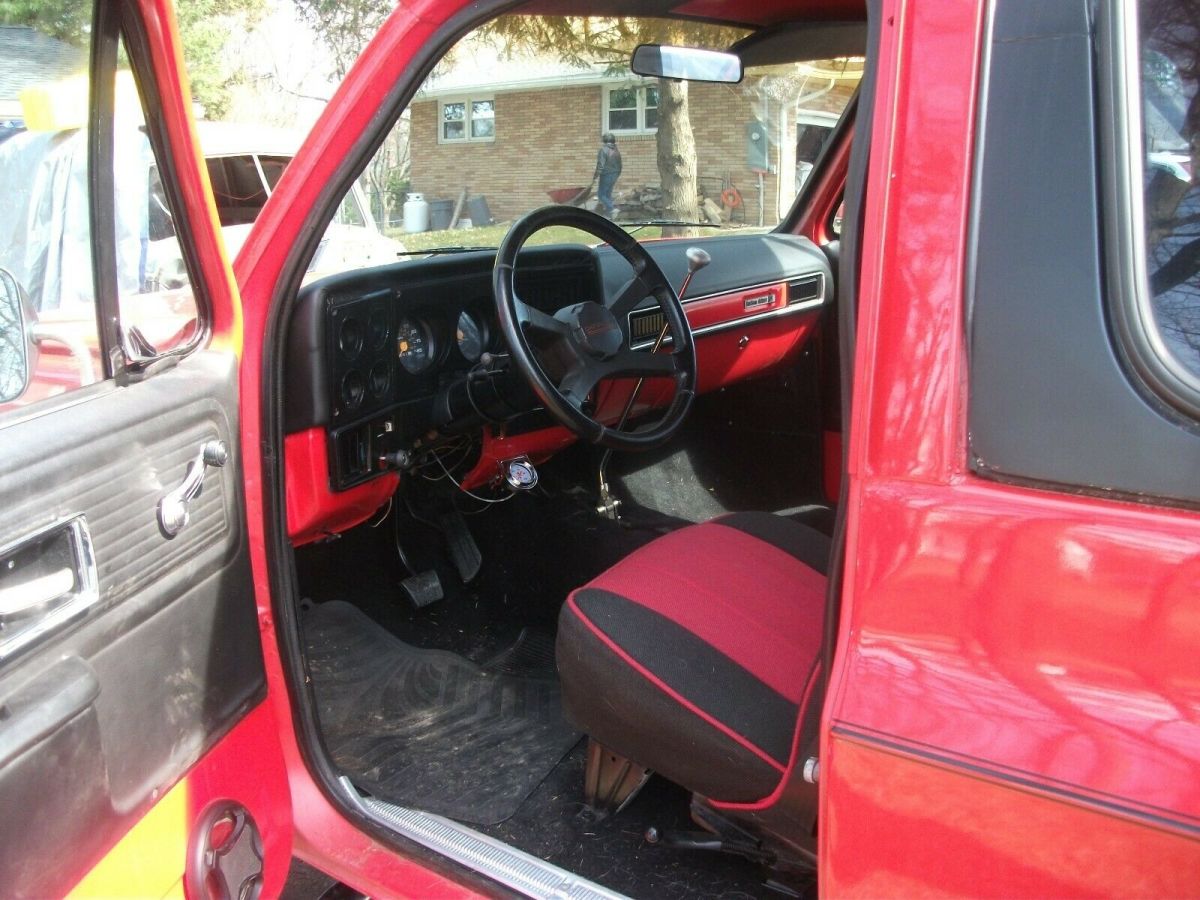 1977 Red Chevrolet Blazer SUV