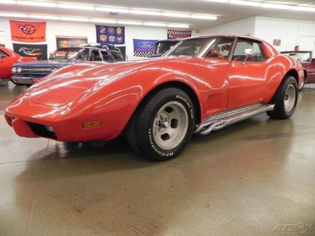 1977 Red Chevrolet Corvette
