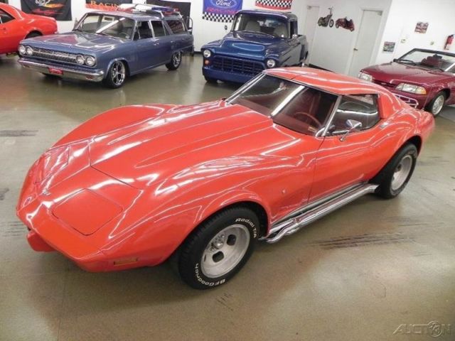 1977 Red Chevrolet Corvette