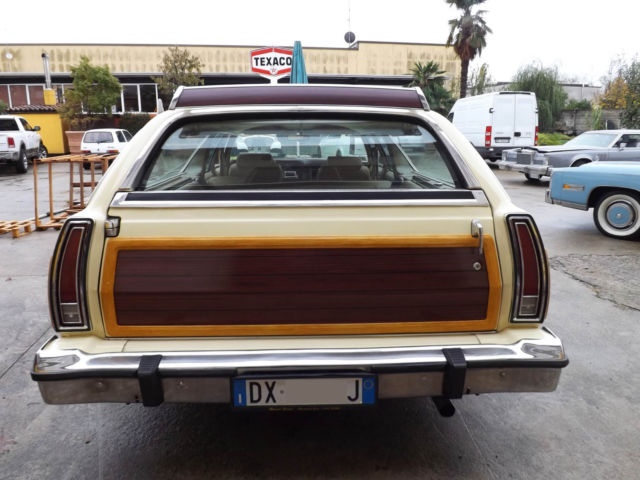1977 Ford Country Squire