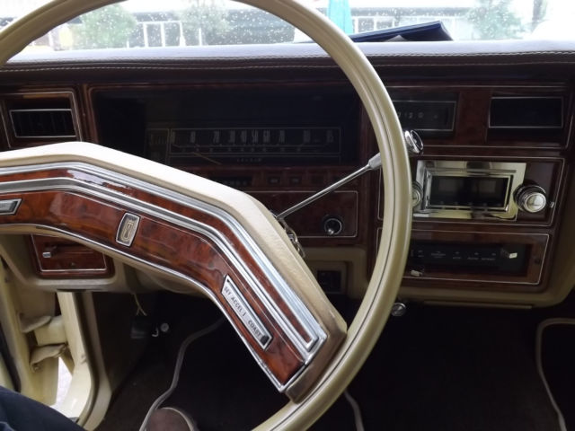 1977 Ford Country Squire