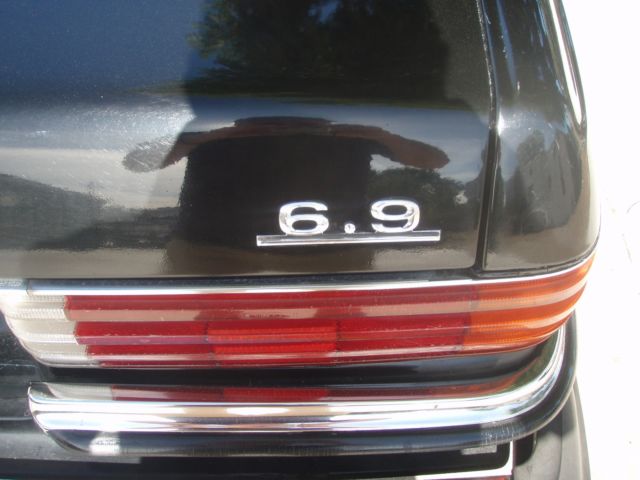 1977 Black Mercedes-Benz 200-Series Limousine