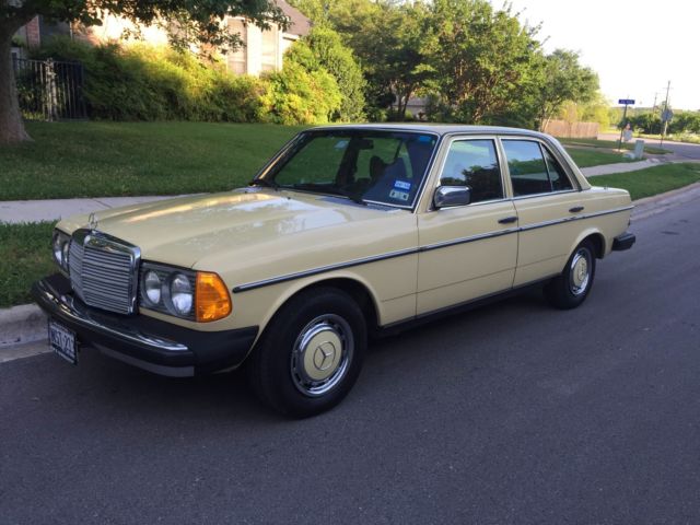 1977 Pale Yellow Mercedes-Benz 300-Series Sedan
