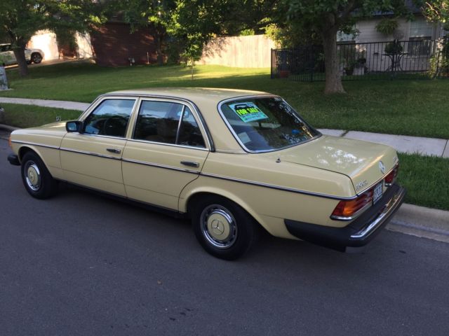 1977 Pale Yellow Mercedes-Benz 300-Series Sedan