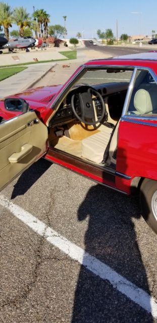 1977 Red Mercedes-Benz SL-Class Coupe