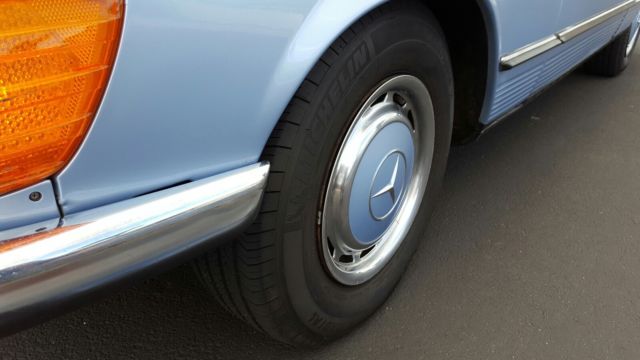 1977 Blue Mercedes-Benz SL-Class Coupe