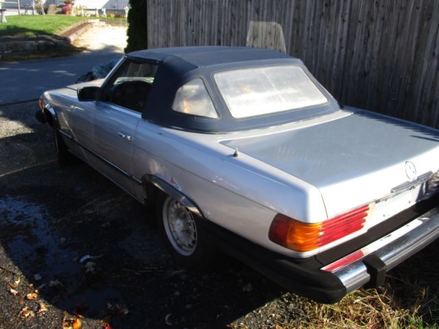 1977 Silver Mercedes-Benz SL-Class Convertible