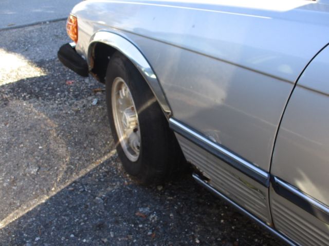 1977 Silver Mercedes-Benz SL-Class Convertible
