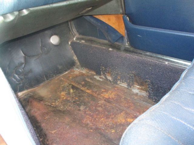 1977 Silver Mercedes-Benz SL-Class Convertible