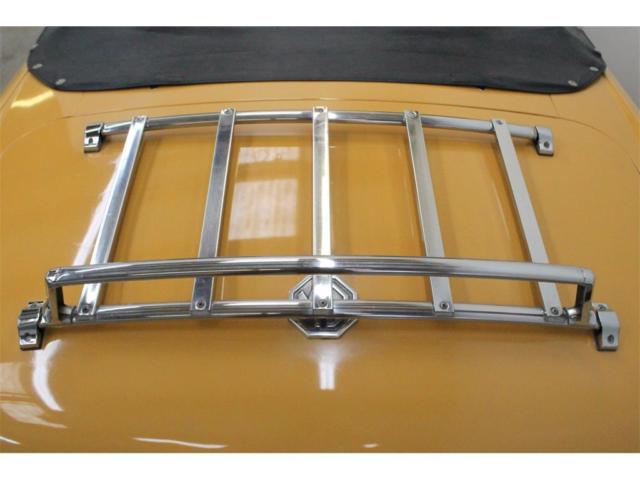 1977 Orange MG MGB Sedan