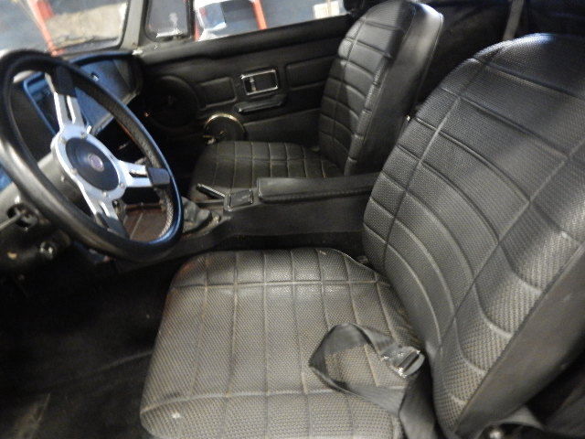 1977 White MG MGB Convertible